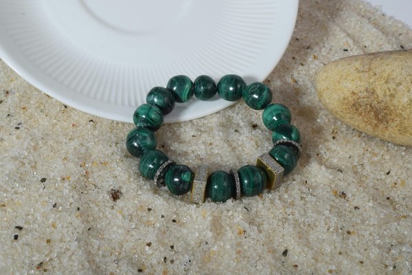 Bracelets en malachite : élégance et protection à découvrir